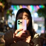 بررسی ترندهای رنگ و طراحی در گجت‌های هوشمند (مدل‌های ۲۰۲۵)